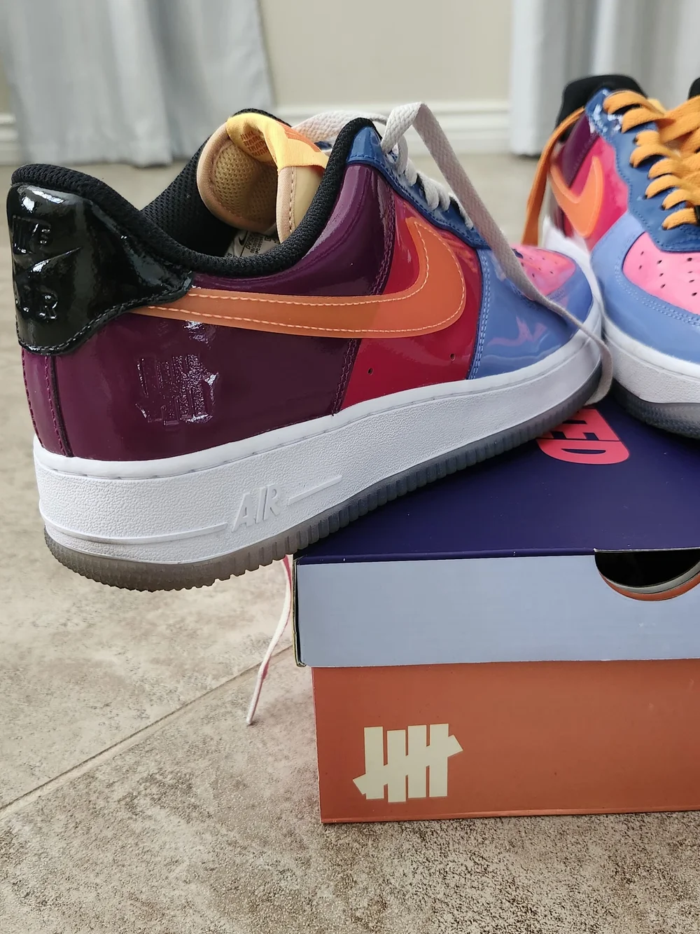 DV 5255-200 Undefeated x Nike Air Force 1 Low 